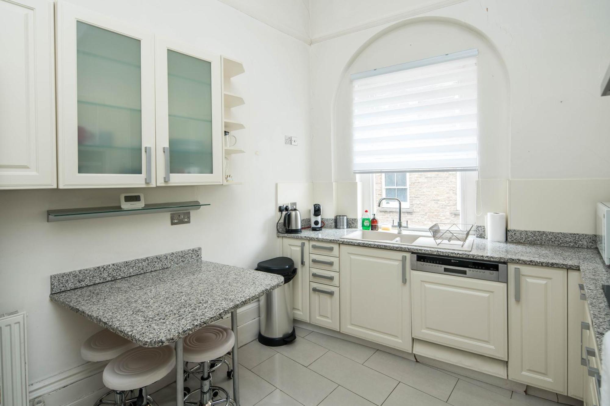 Four Beds By The Station Διαμέρισμα Λονδίνο Εξωτερικό φωτογραφία